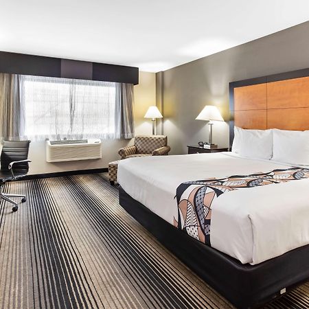 Best Western Plus Hyde Park Chicago Hotel Exterior foto
