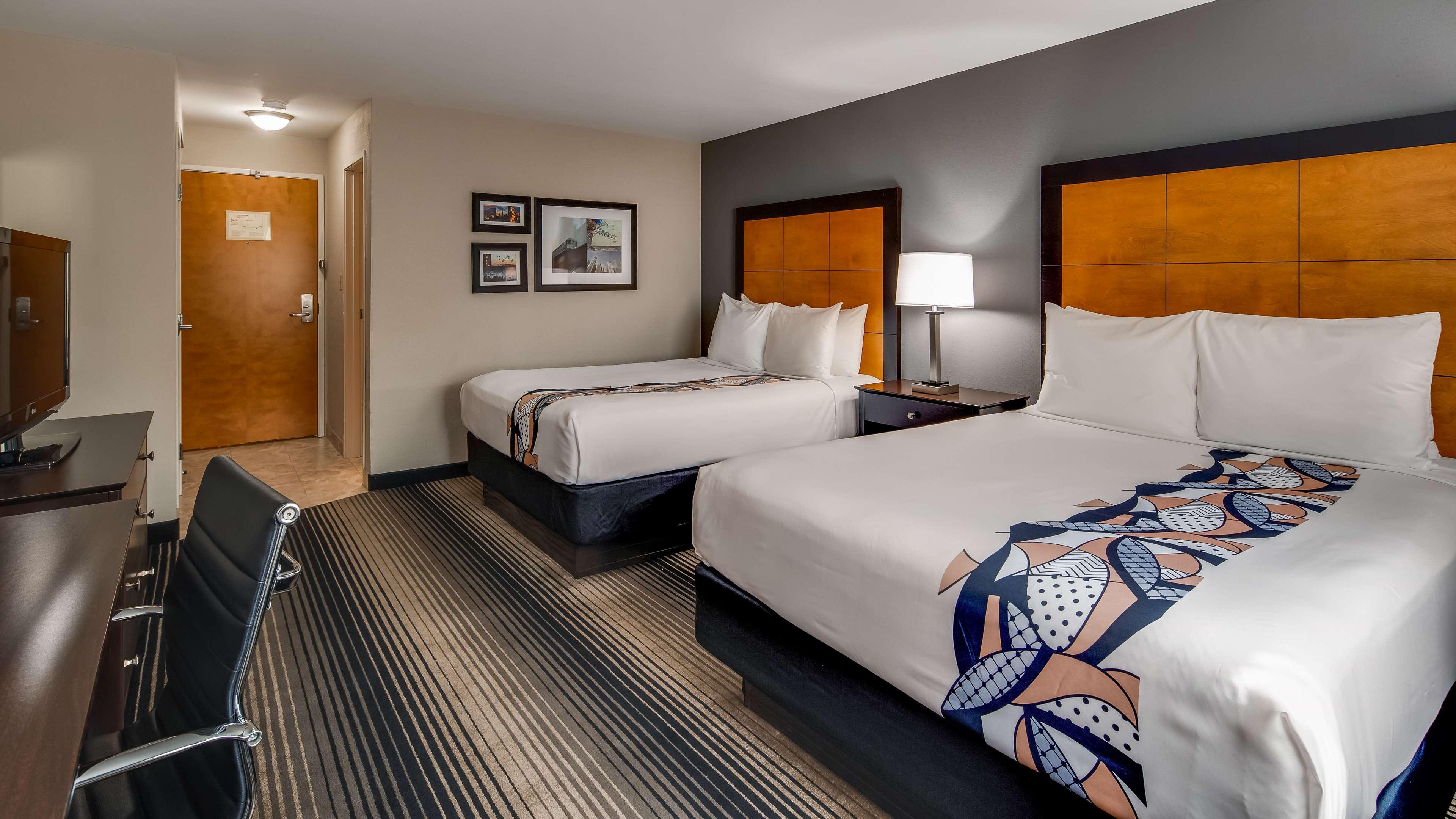 Best Western Plus Hyde Park Chicago Hotel Exterior foto
