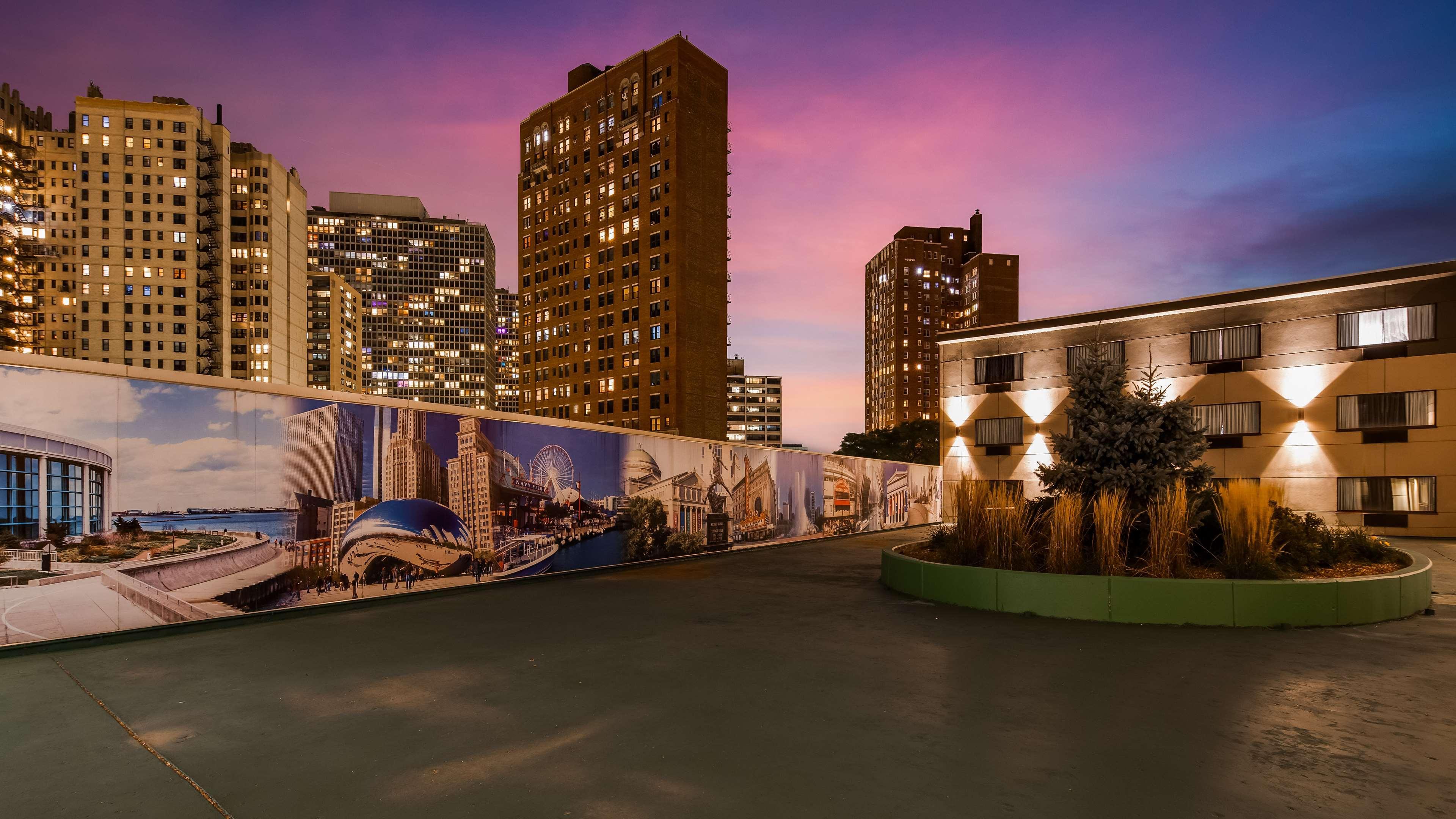 Best Western Plus Hyde Park Chicago Hotel Exterior foto