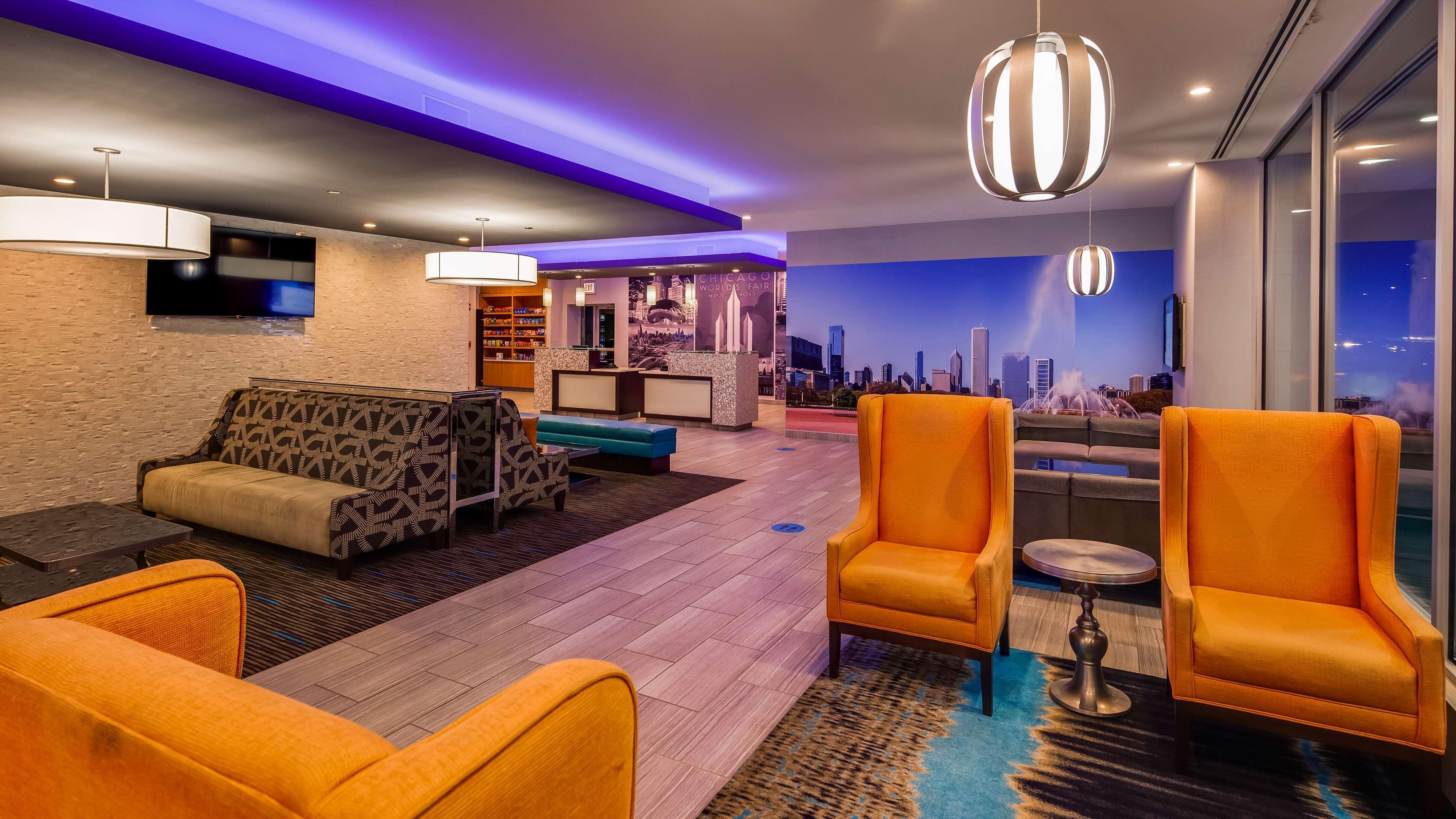 Best Western Plus Hyde Park Chicago Hotel Exterior foto
