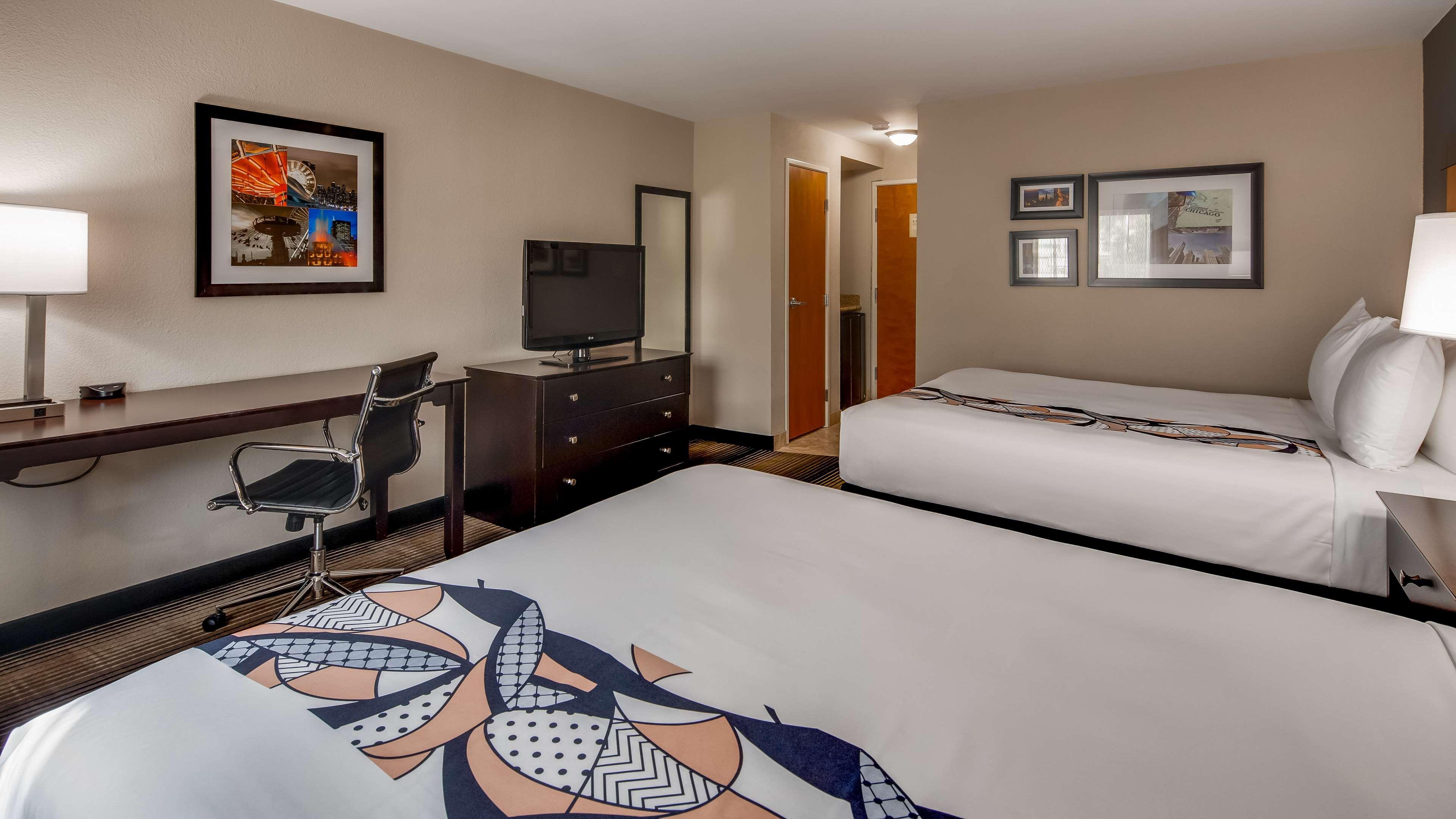 Best Western Plus Hyde Park Chicago Hotel Exterior foto