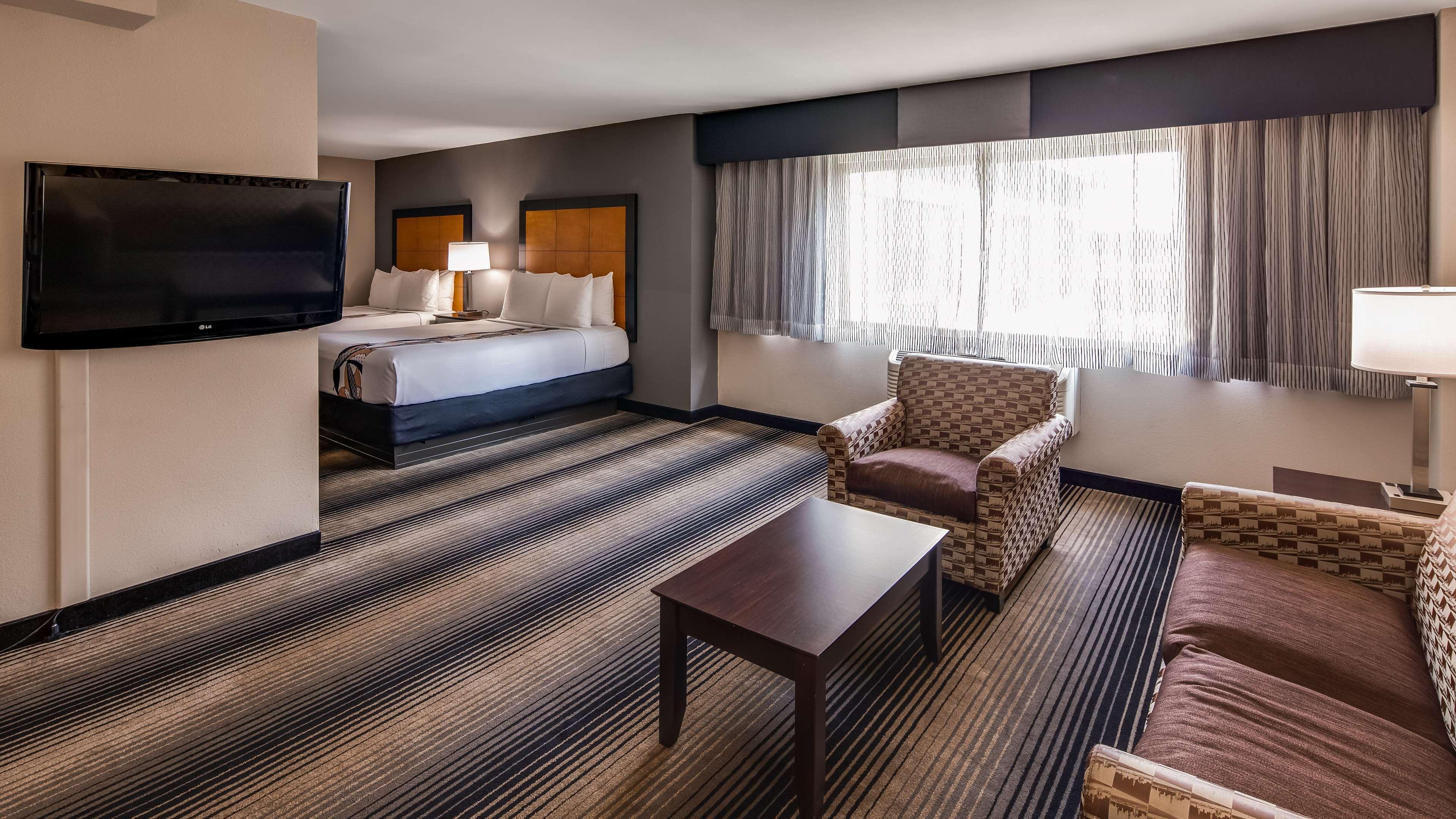 Best Western Plus Hyde Park Chicago Hotel Exterior foto