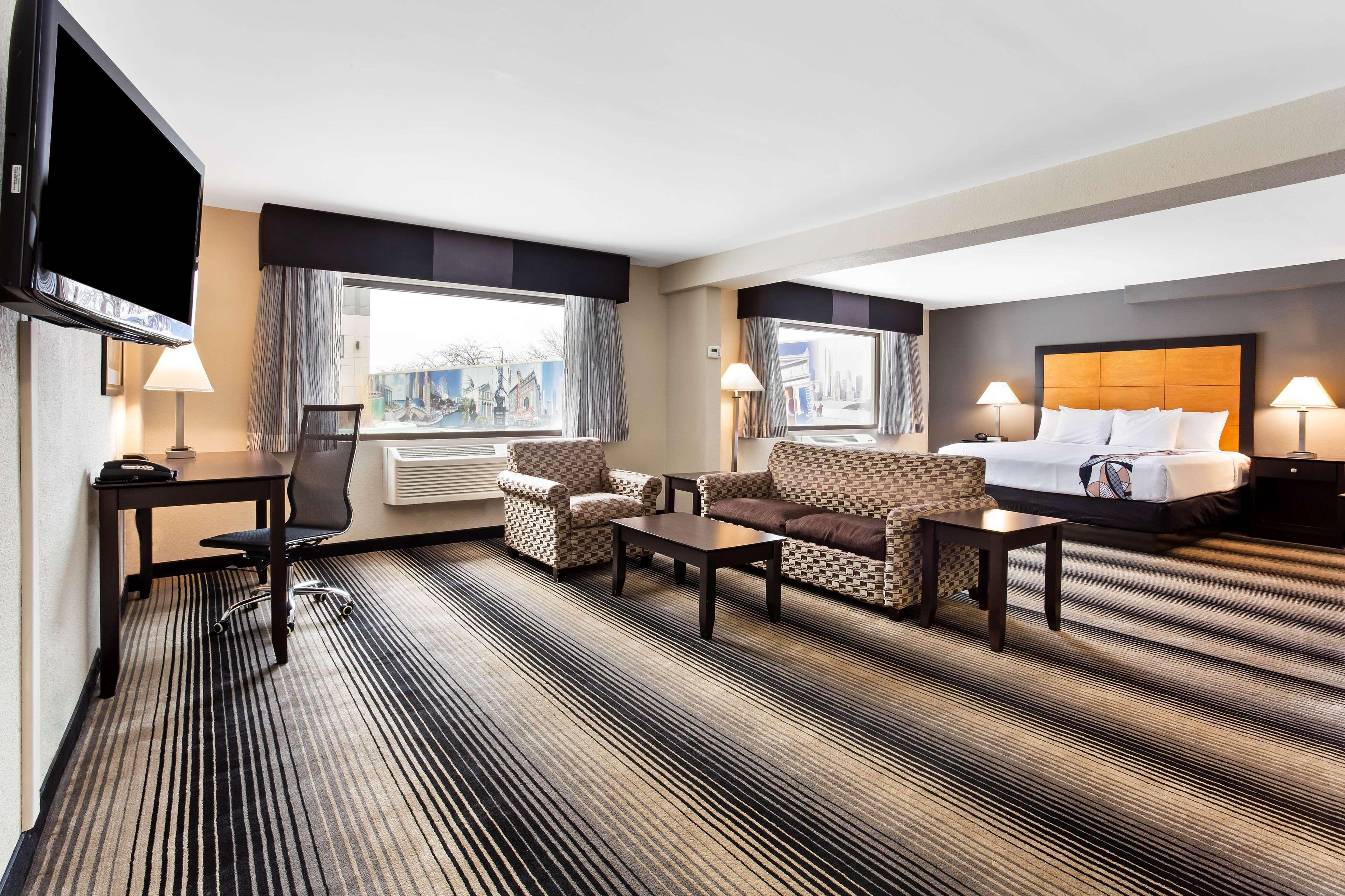 Best Western Plus Hyde Park Chicago Hotel Exterior foto