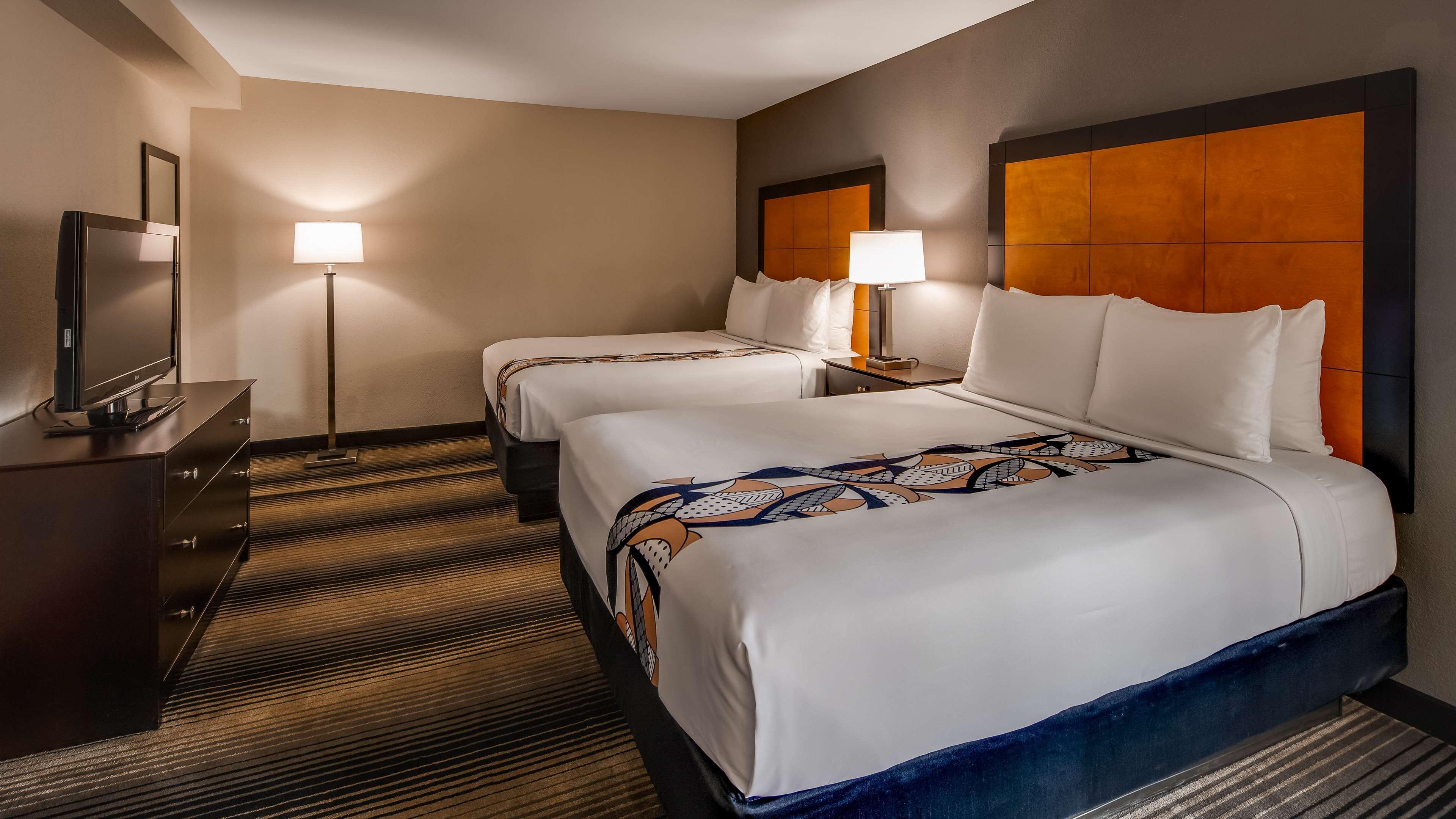 Best Western Plus Hyde Park Chicago Hotel Exterior foto