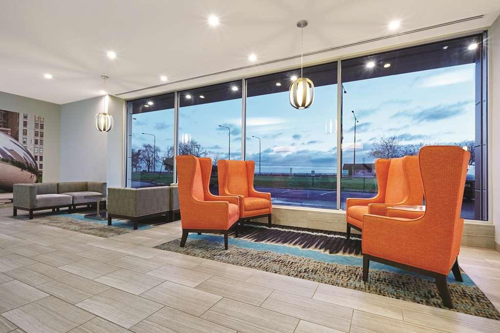 Best Western Plus Hyde Park Chicago Hotel Exterior foto